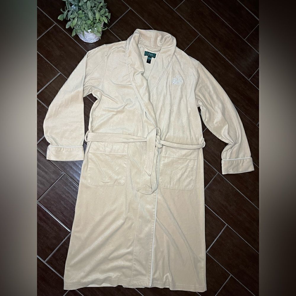 Lauren Ralph Lauren beige embroidered robe sz small